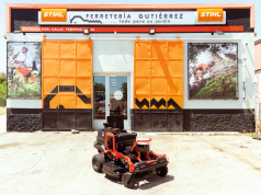 La empresa Valdemoreña Ferretería Gutiérrez hace entrega del primer robot autónomo de la marca Kress en la comunidad de Madrid