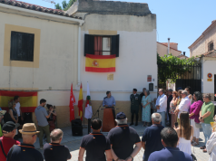 Valdemoro rinde homenaje a Rafael García de las Peñas con una placa en su vivienda